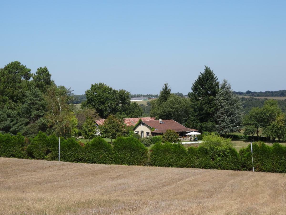 Villa Les Cabanes De Rouffignac Exterior foto