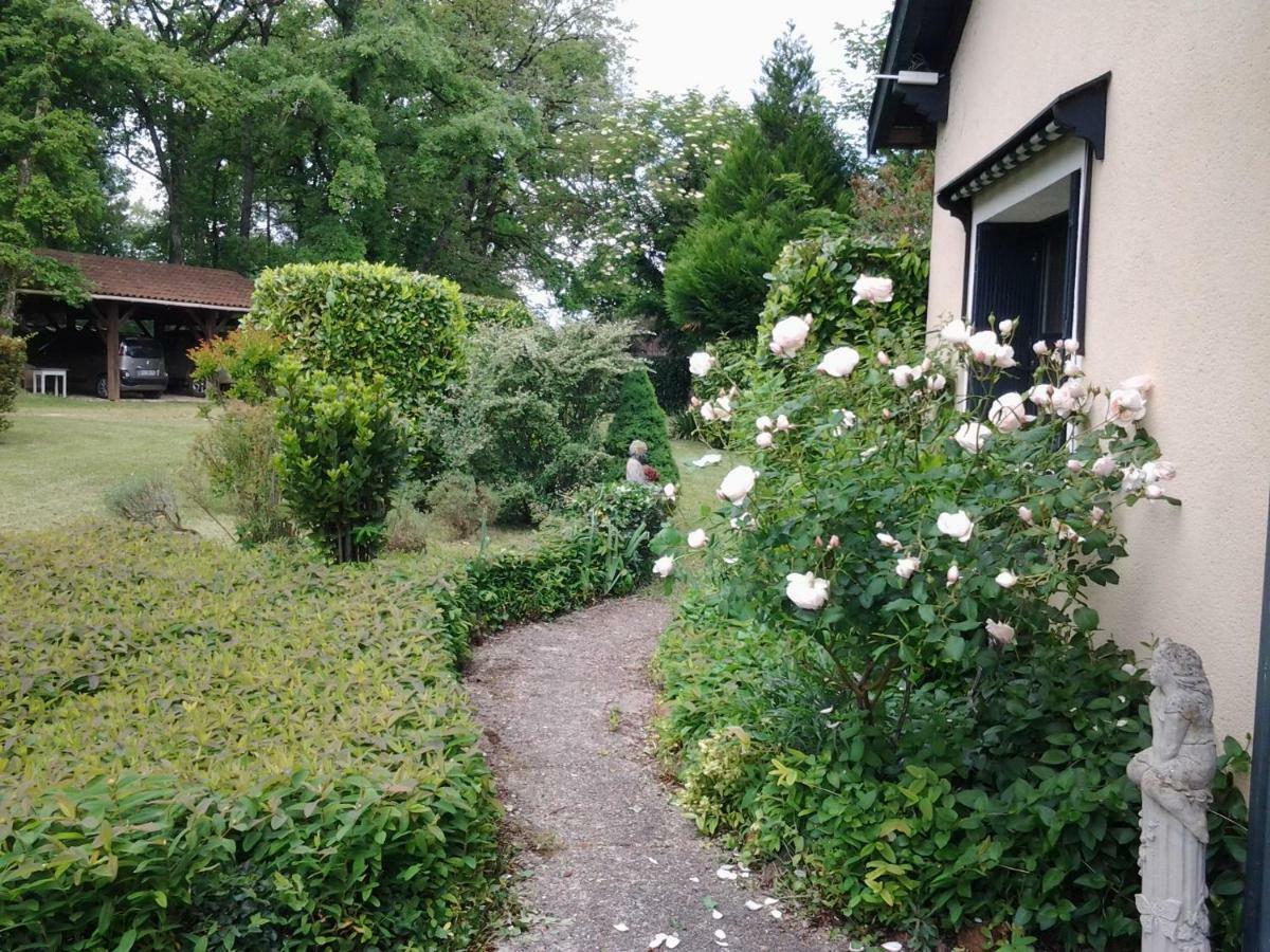 Villa Les Cabanes De Rouffignac Exterior foto